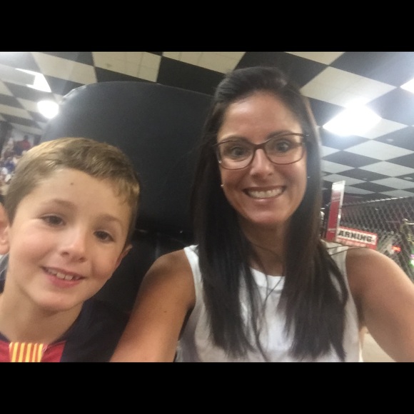 Meet your Posher, Monica - Picture 4 of 4